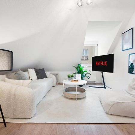 Malu Rooms - Im Stadtzentrum, Smarttv, Netflix, 24H Checkin Ludwigsburg Zewnętrze zdjęcie